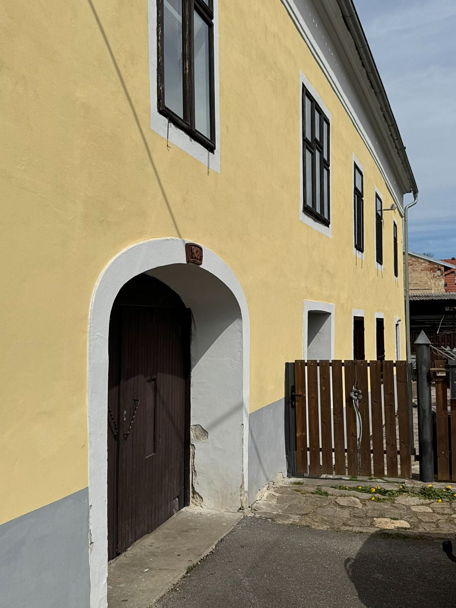 Prodej rodinného domu 200 m², pozemek 283 m²